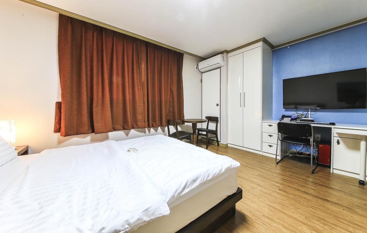 Crystal Residence Hotel Tedzson Kültér fotó